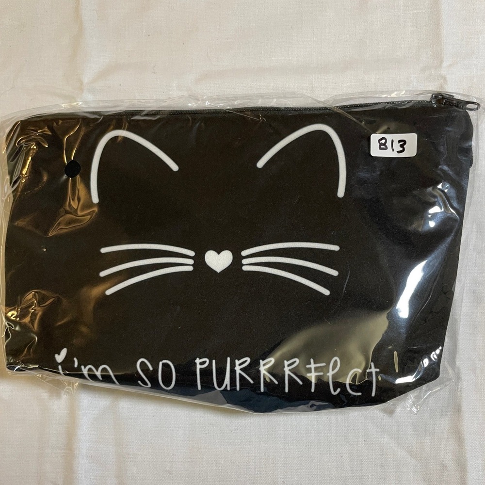 The Pouch Cosmetic Bag Black NWT Cat Face I'm So Purrrrfect Graphic